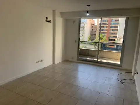 Departamento en Alquiler en Flores, $ 550.000