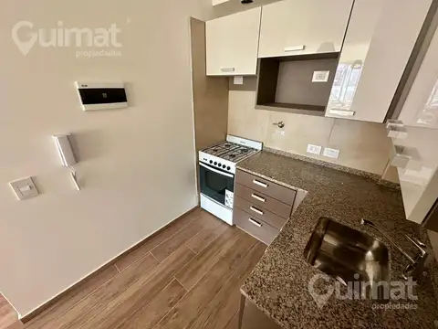 1 Amb Div c/ Balcon 43m2 - Beltran y Av. Rivadavia - Apto prof. APTO CREDITO!