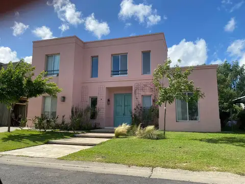 Alquiler Temporal Casa 5 Amb a La Laguna barrio San Rafael Villanueva Tigre
