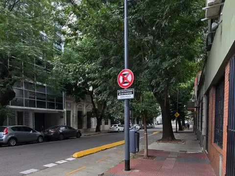 Cochera en venta - 18Mts2 - Parque Patricios