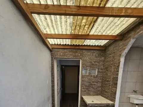 Depto Tipo Casa en Venta en Luján, USD 28.000