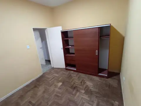 Depto Tipo Casa 2 ambientes con 1 baño
