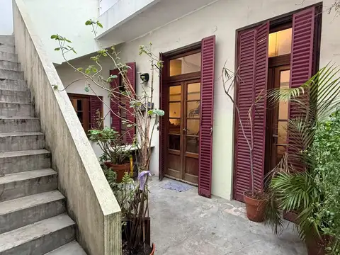 SIN EXPENSAS Guardia Vieja 4200, PH 105m2, Reciclado 3 ambientes con Patio y Terraza propio, Almagro