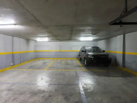 Cochera Venta - Olivos