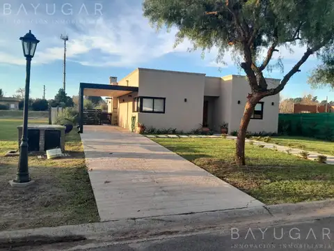 Casa en Venta en Pilar del Este - San Ramon, USD 178.000