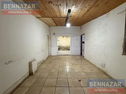 Casa 5 ambientes con 2 baños