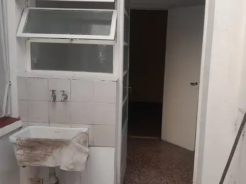 Depto Tipo Casa en Alquiler en Villa del Parque, $ 900.000