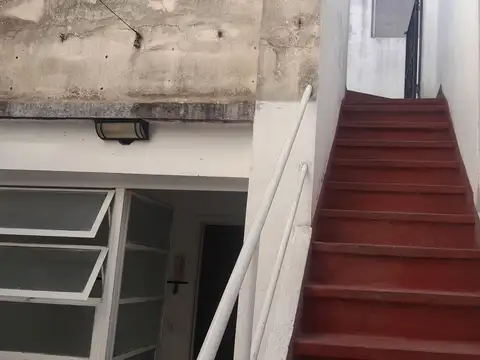 Depto Tipo Casa en Alquiler 50 años