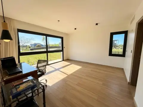 Casa en Alquiler al Oeste