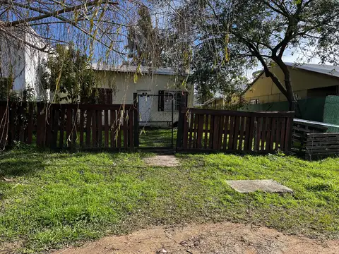 Vendo Casa Tres Dormitorios en Caseros, Entre Ríos.