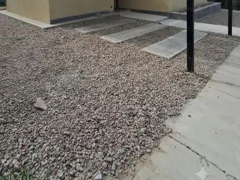 CASA EN BARRIO LA YAYA COUNTRY