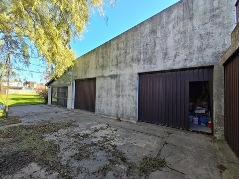 Galpon en Venta 10  mts Frente