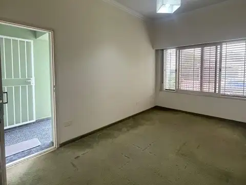 Alquiler de Oficina en lujan centro Ituzaingo al 1600