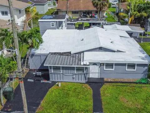 NW 14th Ave Dania Beach y NW 1st St