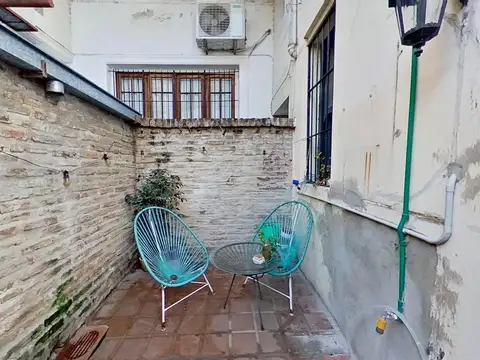 Av Caseros al 500 pb