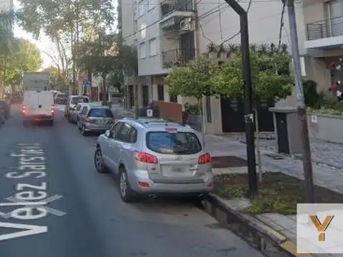 Vélez Sársfield e/ Coronel Ramos y Riobamba