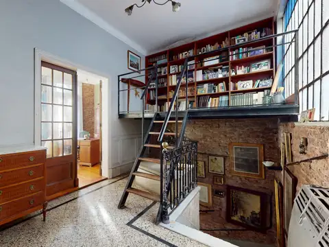 Depto Tipo Casa en Venta de 6 ambientes