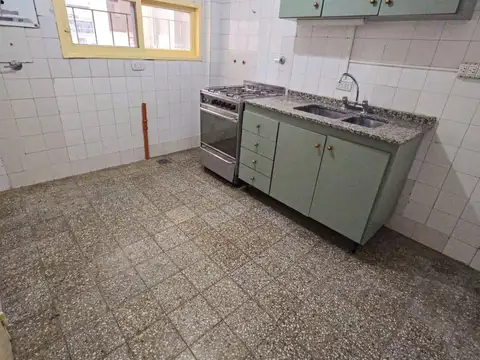 Departamento en Alquiler en Lanús, $ 490.000