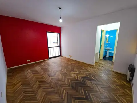 Anatole France 1900, Piso 7