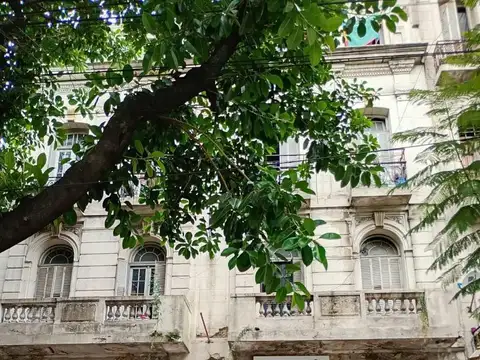 Oficina en Venta 60 años