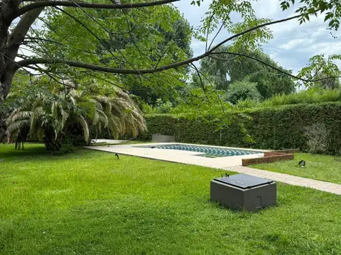 Casa Chalet  en Venta en Parque Exaltación, Exaltación de la Cruz, G.B.A. Zona Norte