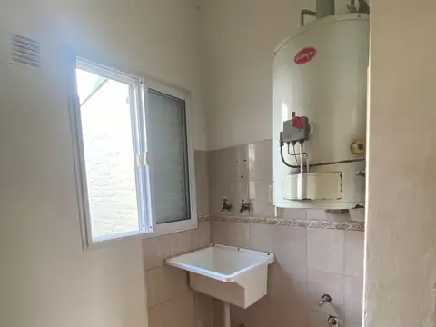 Depto Tipo Casa en Venta en Esperanza, USD 65.000