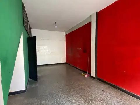 Local en Alquiler en Villa Martelli, $ 490.000