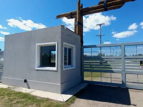 Terreno en Venta en Las Paredes, USD 18.500