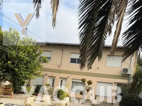 Depto Tipo Casa en Alquiler de 3 ambientes