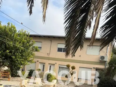 Depto Tipo Casa en Alquiler de 3 ambientes