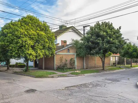 Casa en  Venta B° Bancario APTA CREDITO