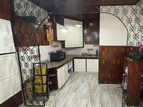 Depto Tipo Casa en Venta en Villa General Mitre, USD 205.000