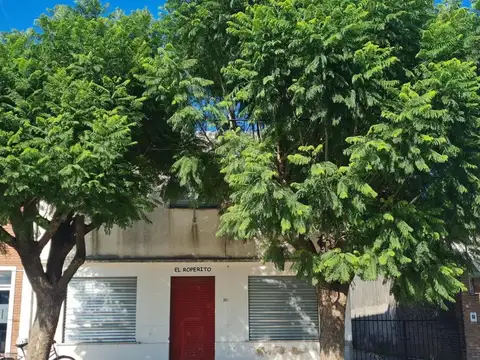 Venta Casa 4 dorm, patio, cochera y local