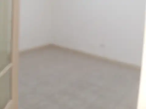 Departamento en alquiler en Congreso. Planta baja . PH de 2 y 1/2 ambientes en perfecto estado. $ 710.000.- Incluye Expensas, AySA y ABL. Tel .