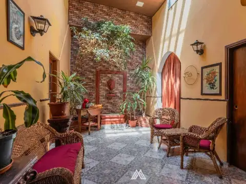 VENTA CASA DOS DORMITORIOS BARRIO SUR 1 DE RAMBLA