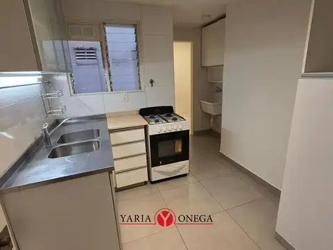 Impecable semipiso - Patio - Balcón - Cochera opcional