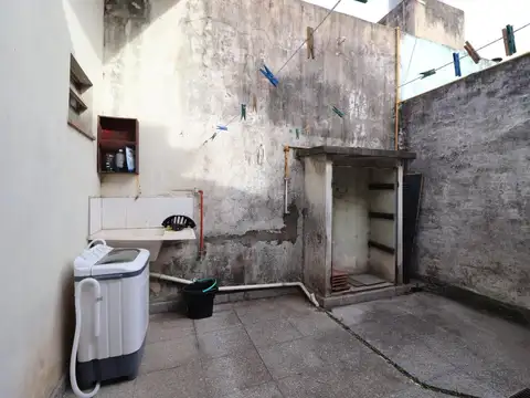 Depto Tipo Casa en Venta 40 años