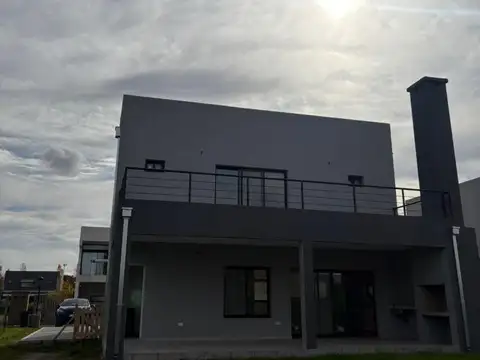 Casa en Venta en Lagoon Pilar, USD 280.000