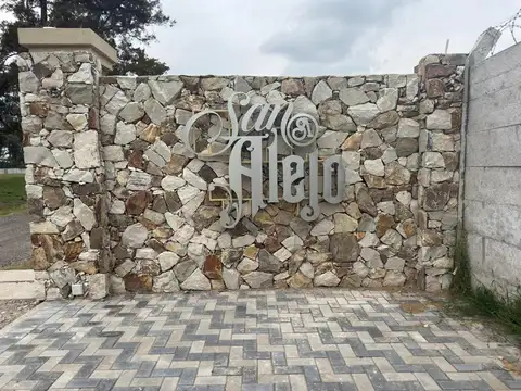 Lotes en barrio semicerrado San Alejo