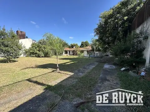 Terreno con quincho y pileta de fibra