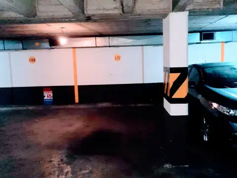 Av. Santa Fe 2800, Piso 3