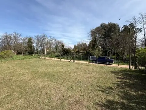 Las Tropas e/ 70 y 72