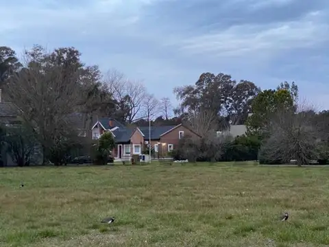 Terreno en Venta en Country El Paraíso, USD 50.000