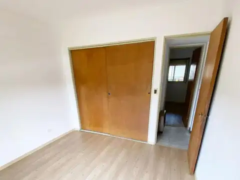 Departamento en venta de 3 dormitorios, sobre calle San Martin, amplitud y luminosidad