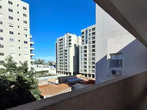 Departamento en Alquiler en General San Martin, $ 500.000