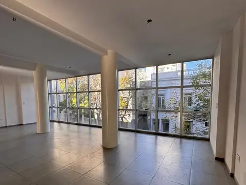 Oficina en Venta en 54 entre 7 y 8