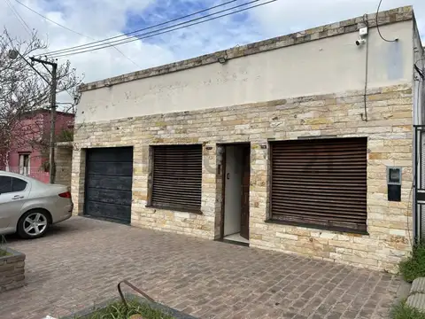 147 e/ 66 bis y 67 1600, Piso 0