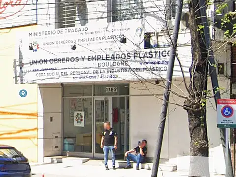 EXCELENTE LOCAL COMERCIAL EN VENTA - 480m2 CUBIERTOS.