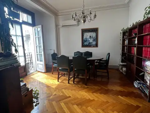 Departamento en Venta de 4 dormitorios