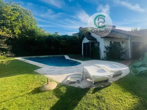 Casa en Venta con 5 cocheras